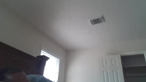 Snapshot of xfunsun chatting on 10/15/25, 04:07 xfunsun online show from 10/15/25, 04:07
