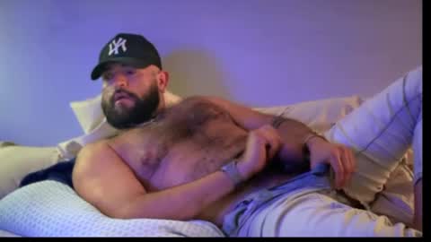 Snapshot of xhristian86 chatting on 10/08/25, 05:43 DJ Xhristian online show from 10/08/25, 05:43