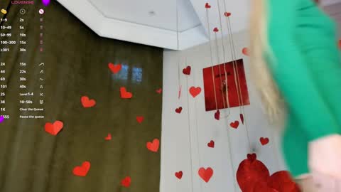 Sweetie online show from 02/06/25, 07:56