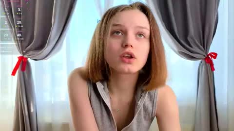 Luna and Lina online show from 03/18/26, 04:15