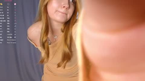 Luna and Lina online show from 07/14/26, 03:11