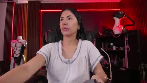 XiaQueen   I M online show from 11/19/25, 11:32