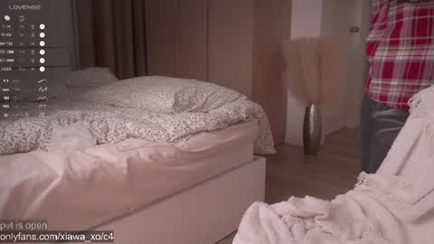 Snapshot of xiawa_xo chatting on 07/06/26, 03:03 Xiawa short hair and Zira blondie online show from 07/06/26, 03:03