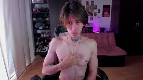 xIce Boy online show from 04/18/26, 09:15