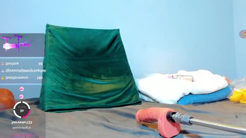 tifanny  online show from 12/19/24, 07:18