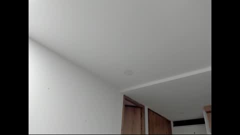ximena_111 online show from 10/23/25, 04:01