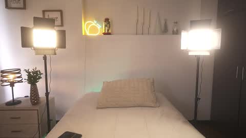 Ximena cortez online show from 11/16/25, 03:28