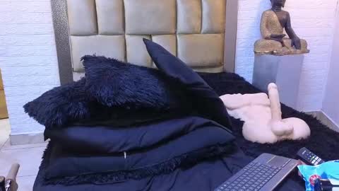 ximena online show from 03/01/25, 08:34