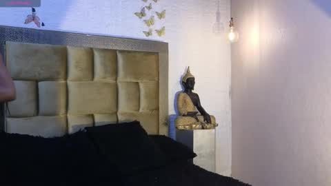 ximena online show from 12/04/25, 08:17