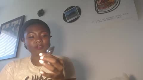 Ximora online show from 02/15/26, 08:05