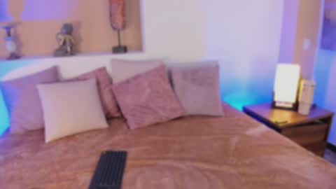  X I O M A R A  online show from 02/10/26, 07:51