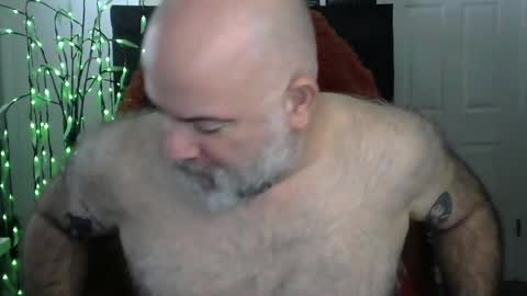 Snapshot of xjohnniex77 chatting on 01/06/26, 04:32 MrSlowBurn77 online show from 01/06/26, 04:32