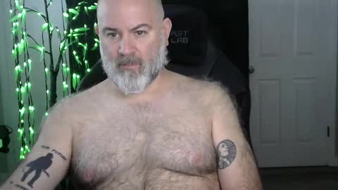 Snapshot of xjohnniex77 chatting on 01/08/26, 02:19 MrSlowBurn77 online show from 01/08/26, 02:19