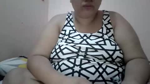 Snapshot of xjuicytits chatting on 05/26/26, 11:34 xjuicytits online show from 05/26/26, 11:34
