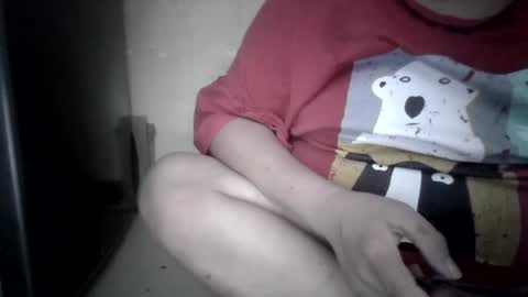 Snapshot of xjuicytits chatting on 06/18/26, 02:34 xjuicytits online show from 06/18/26, 02:34