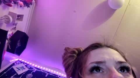 xkittymeowz online show from 05/18/26, 09:04