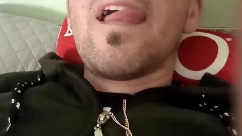 xleonardox88 online show from 04/04/26, 01:37