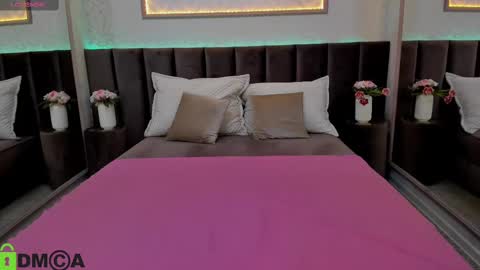 Linda online show from 03/11/25, 06:21