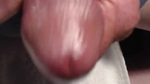 xloadzzz online show from 11/28/25, 04:09