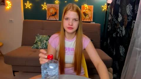 Chloe online show from 12/11/24, 11:51