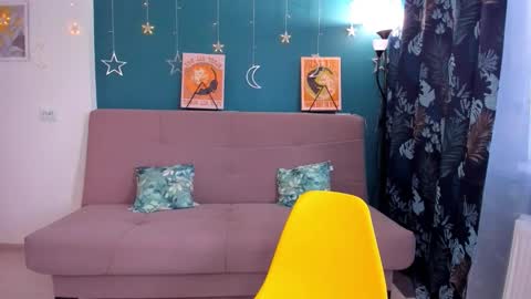 Chloe online show from 02/09/25, 12:19