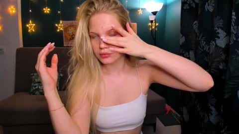 Chloe online show from 02/21/25, 02:27