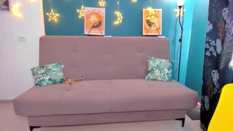 Chloe online show from 02/23/25, 09:33