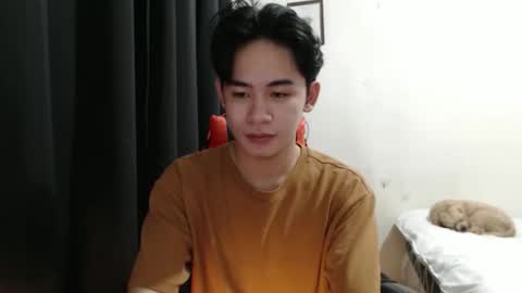 MIKAEL online show from 11/05/25, 05:57