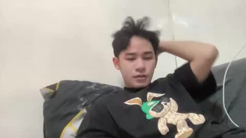 Snapshot of xluminous chatting on 01/06/26, 08:51 MIKAEL online show from 01/06/26, 08:51