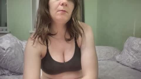 Luna online show from 02/24/26, 03:21