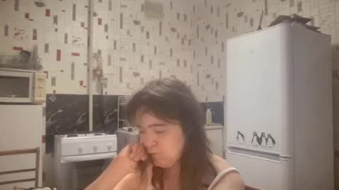 Luna online show from 05/12/26, 04:15