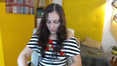 lunna online show from 11/21/25, 07:34