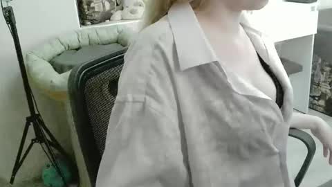 xMilagrosxs online show from 03/25/26, 01:39