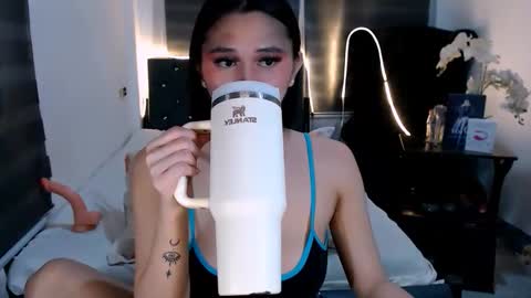 Snapshot of xmissalison chatting on 10/05/25, 11:57 xmissalison online show from 10/05/25, 11:57