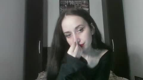 Snapshot of xmistressemmax chatting on 12/20/24, 04:31 Mistress Emma online show from 12/20/24, 04:31