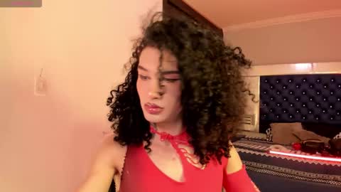 Snapshot of xmistresspervet chatting on 09/11/25, 12:27 xmistresspervet online show from 09/11/25, 12:27