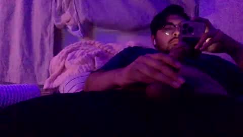 Snapshot of xob3n chatting on 12/04/24, 09:29 Alejandro FullMoon online show from 12/04/24, 09:29