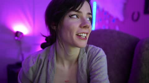 Bella Bondai online show from 01/30/25, 11:22