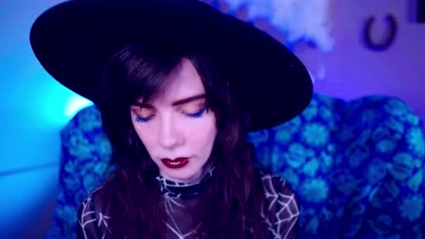 Bella Bondai online show from 10/26/25, 05:24