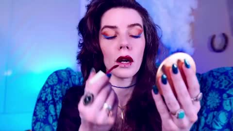 Bella Bondai online show from 03/31/26, 11:05