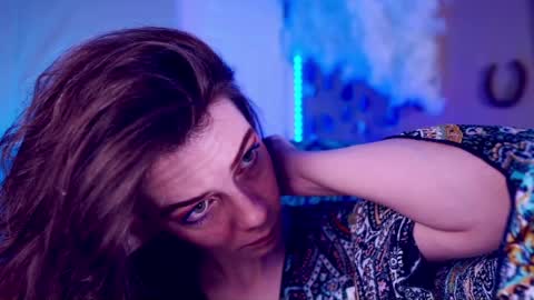 Bella Bondai online show from 04/04/26, 12:09