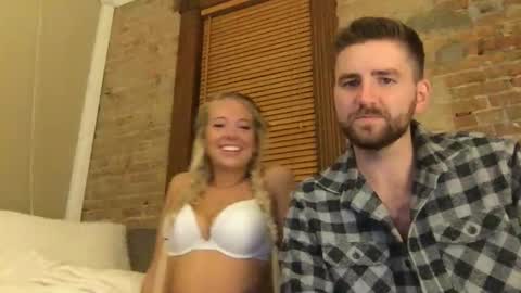 xoprincesspeachxo online show from 10/22/25, 11:48