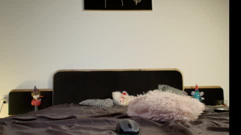 Cherry online show from 03/27/26, 05:46