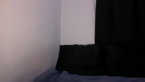 Snapshot of xoxo_k chatting on 01/22/25, 07:25 Miss K online show from 01/22/25, 07:25