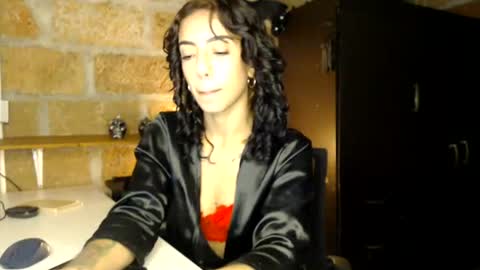 Snapshot of xoxo_natix chatting on 06/26/26, 09:14 xoxo_natix online show from 06/26/26, 09:14