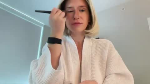 jenn online show from 07/09/26, 01:48