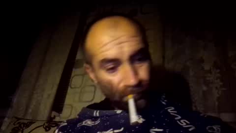 Snapshot of xploid1982 chatting on 12/27/24, 10:37 xploid1982 online show from 12/27/24, 10:37