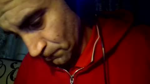 Snapshot of xploid1982 chatting on 02/06/25, 09:28 xploid1982 online show from 02/06/25, 09:28