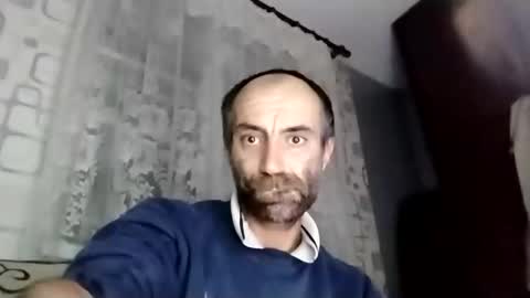 Snapshot of xploid1982 chatting on 10/12/25, 09:47 xploid1982 online show from 10/12/25, 09:47