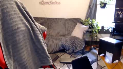 Snapshot of xqueenkendrax chatting on 06/18/26, 10:58 xqueenkendrax online show from 06/18/26, 10:58